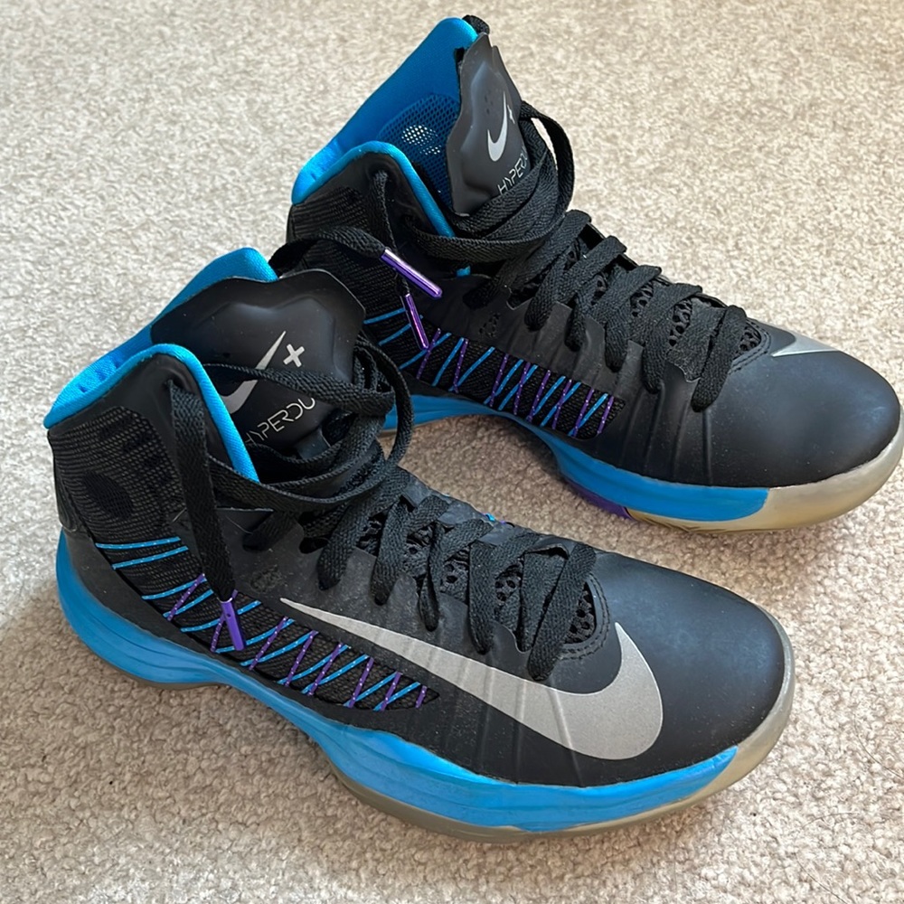 Boys Nike Hyperdunk